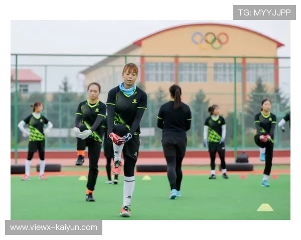 内蒙古曲棍球精英训练营为145名运动员提供系统指导