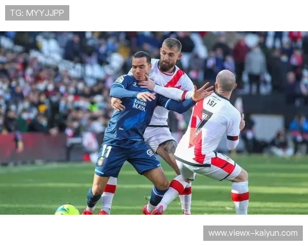 巴列卡诺凭借上轮绝杀势头，战胜攻防双废的阿尔梅里亚