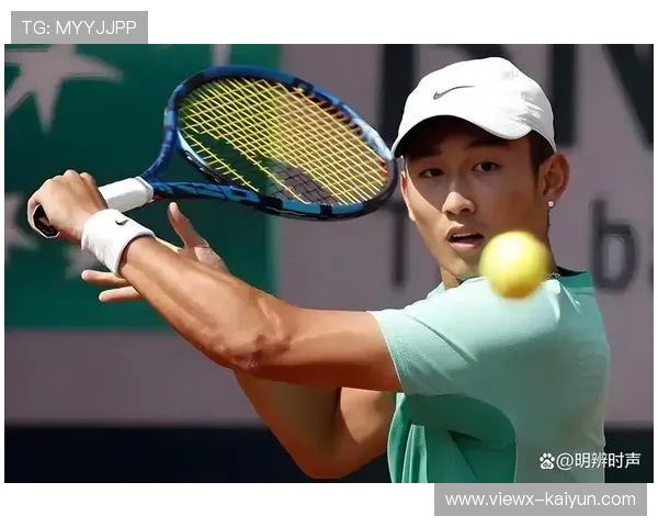ATP多哈站:中国小将商竣程0-2不敌梅德韦杰夫,无缘16强 ATP多哈站:中国小将商竣程0-2不敌梅德韦杰夫,无缘16强
